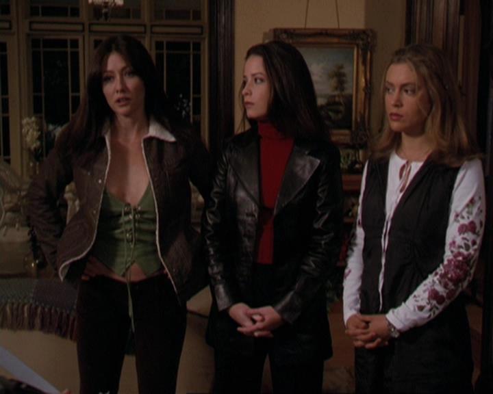 Charmed-Online-dot-311BlindedByTheWhitelighter1898.jpg