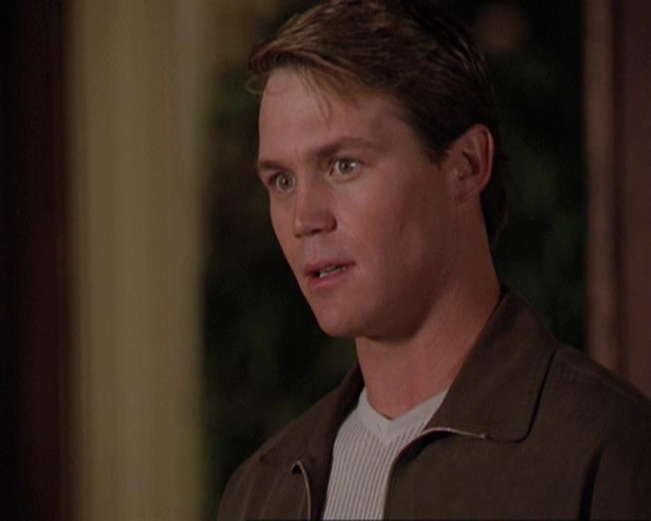 Charmed-Online-dot-311BlindedByTheWhitelighter2003.jpg Charmed-Online-dot-311BlindedByTheWhitelighter2003.jpg