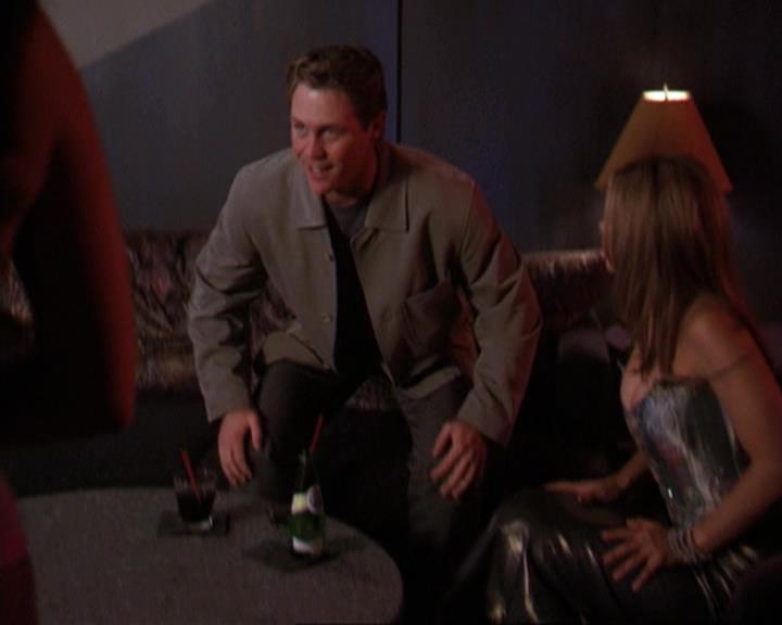 Charmed-Online-dot-311BlindedByTheWhitelighter2319.jpg Charmed-Online-dot-311BlindedByTheWhitelighter2319.jpg