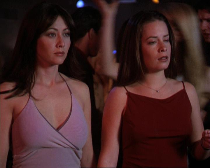 Charmed-Online-dot-311BlindedByTheWhitelighter2326.jpg