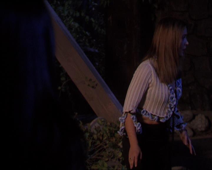 Charmed-Online-dot-313BrideAndGloom2078.jpg Charmed-Online-dot-313BrideAndGloom2078.jpg