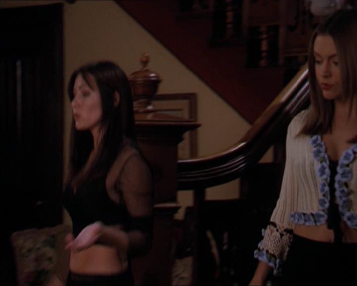 Charmed-Online-dot-313BrideAndGloom2247.jpg