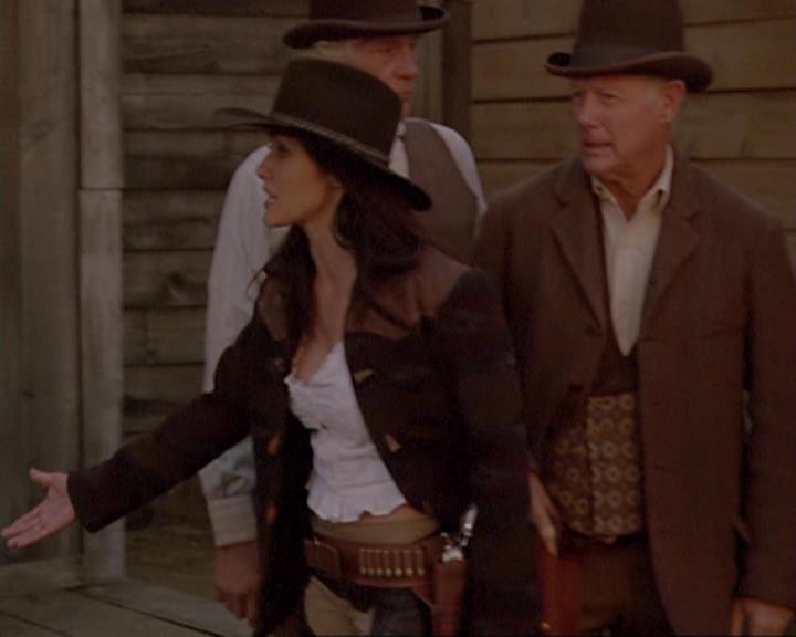 Charmed-Online-dot-314TheGoodTheBadAndTheCursed2047.jpg