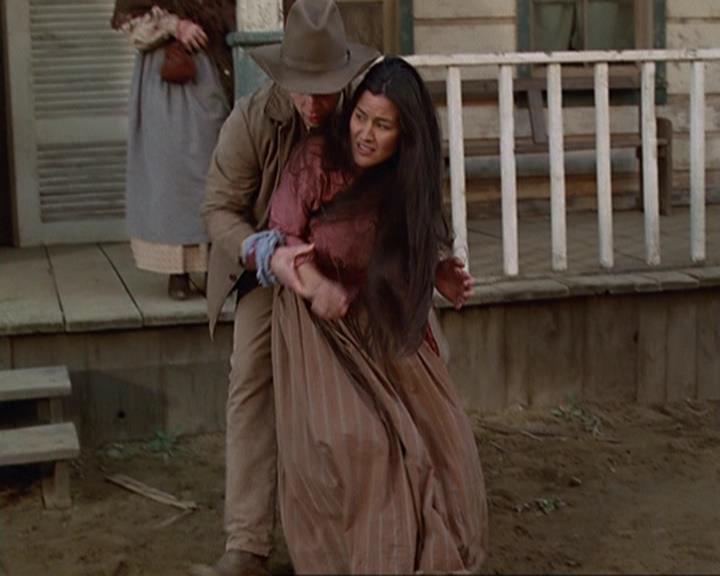 Charmed-Online-dot-314TheGoodTheBadAndTheCursed2117.jpg