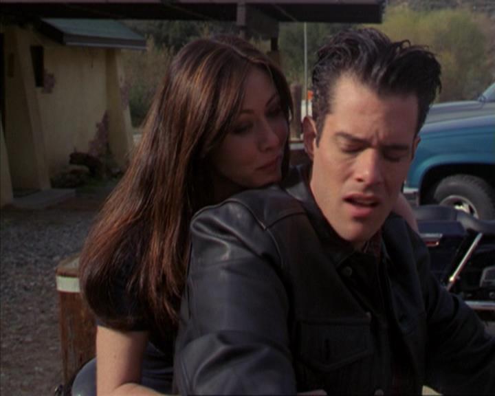 Charmed-Online-dot-315JustHarried0769.jpg