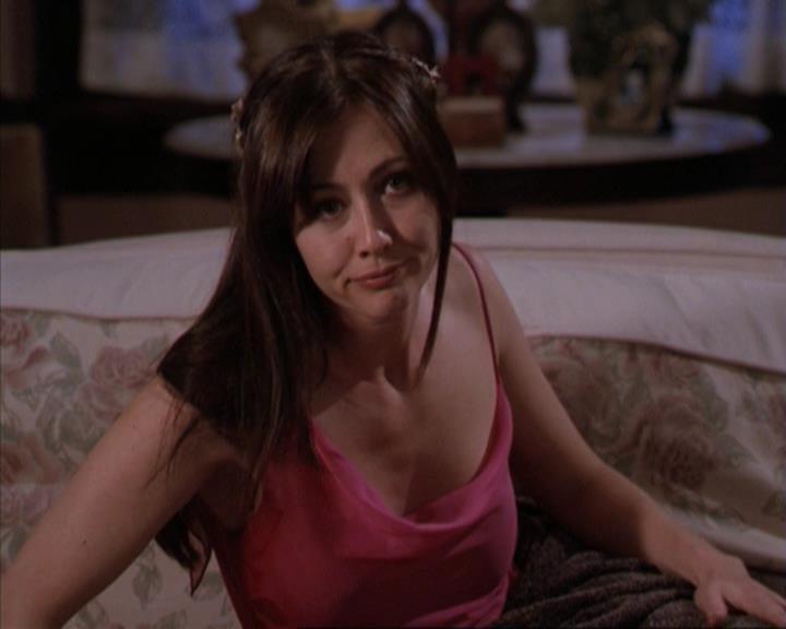 Charmed-Online-dot-315JustHarried1945.jpg