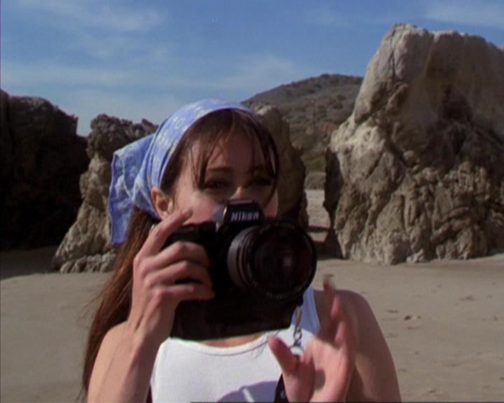 Charmed-Online-dot-316DeathTakesAHalliwell0003.jpg