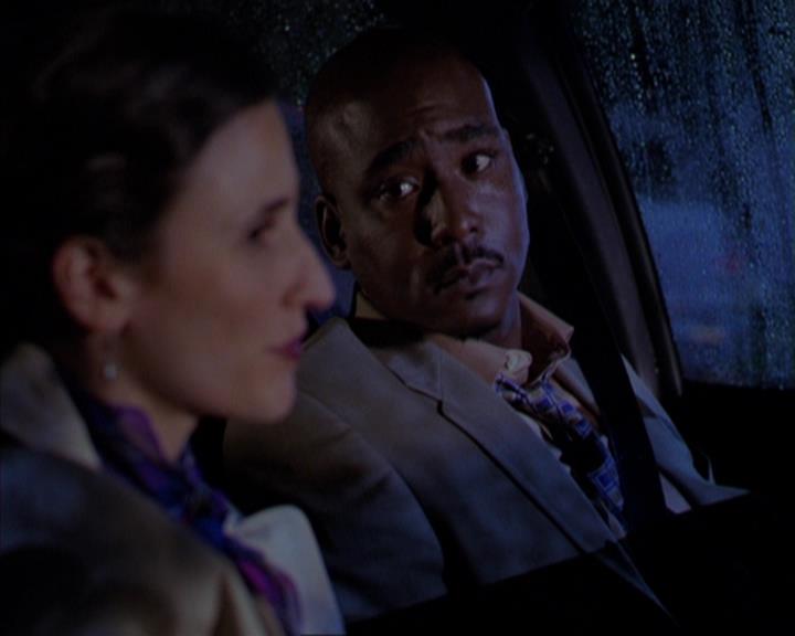 Charmed-Online-dot-316DeathTakesAHalliwell0668.jpg