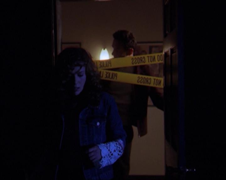 Charmed-Online-dot-316DeathTakesAHalliwell0690.jpg