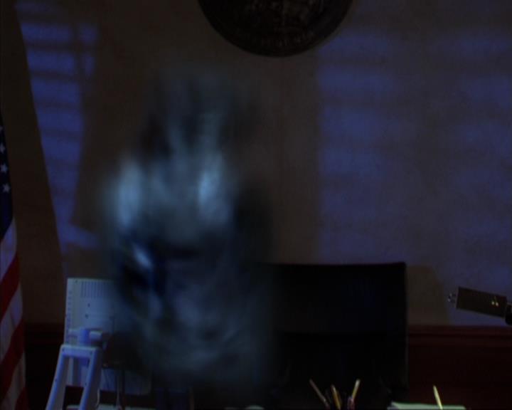 Charmed-Online-dot-316DeathTakesAHalliwell0884.jpg