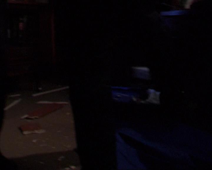 Charmed-Online-dot-316DeathTakesAHalliwell1114.jpg