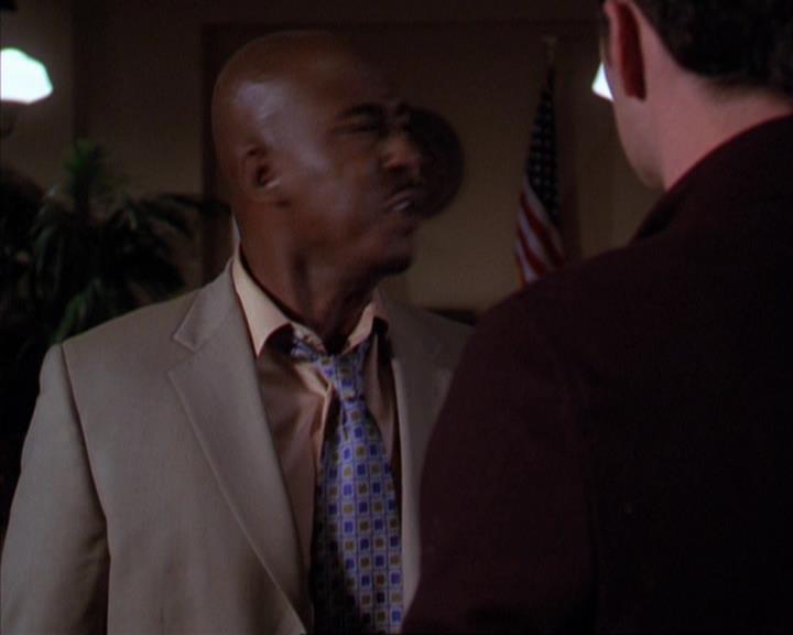 Charmed-Online-dot-316DeathTakesAHalliwell1155.jpg