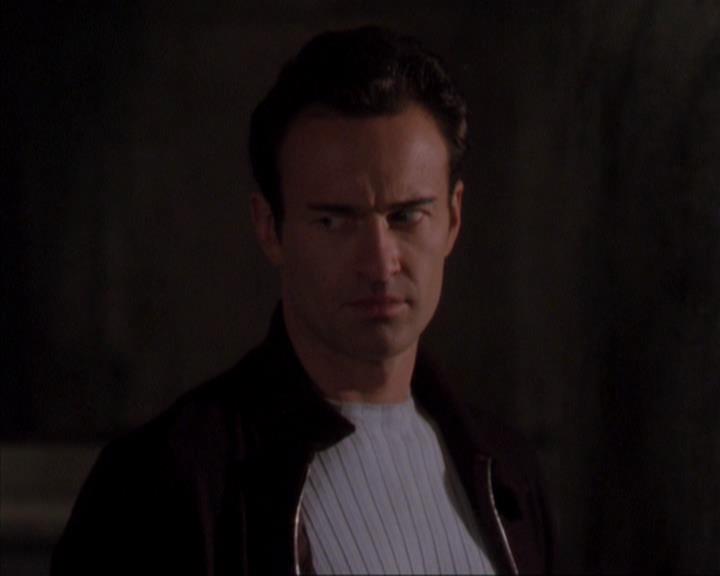 Charmed-Online-dot-316DeathTakesAHalliwell1311.jpg