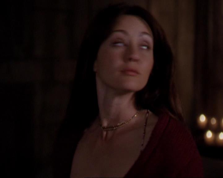 Charmed-Online-dot-316DeathTakesAHalliwell1316.jpg