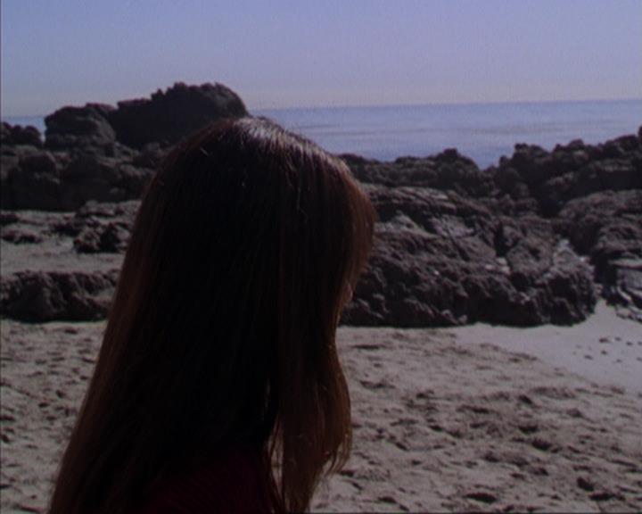 Charmed-Online-dot-316DeathTakesAHalliwell1635.jpg