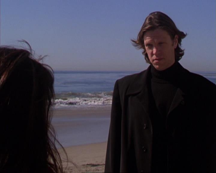Charmed-Online-dot-316DeathTakesAHalliwell1638.jpg