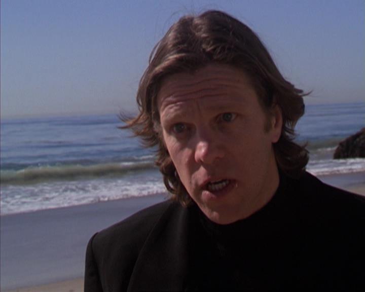 Charmed-Online-dot-316DeathTakesAHalliwell1695.jpg Charmed-Online-dot-316DeathTakesAHalliwell1695.jpg