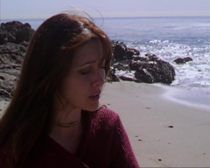 Charmed-Online-dot-316DeathTakesAHalliwell1717.jpg