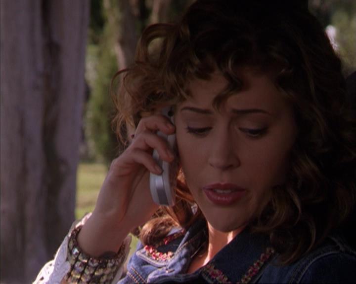Charmed-Online-dot-316DeathTakesAHalliwell1796.jpg