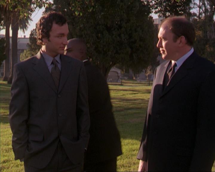 Charmed-Online-dot-316DeathTakesAHalliwell1832.jpg