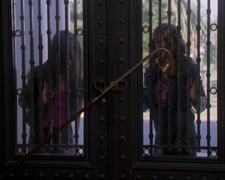 Charmed-Online-dot-316DeathTakesAHalliwell1890.jpg