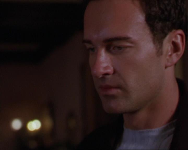 Charmed-Online-dot-316DeathTakesAHalliwell2136.jpg