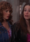 Charmed-Online-dot-316DeathTakesAHalliwell1992.jpg