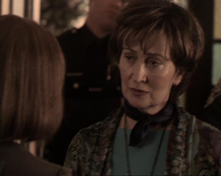 Charmed-Online-dot-317Pre-Witched0537.jpg
