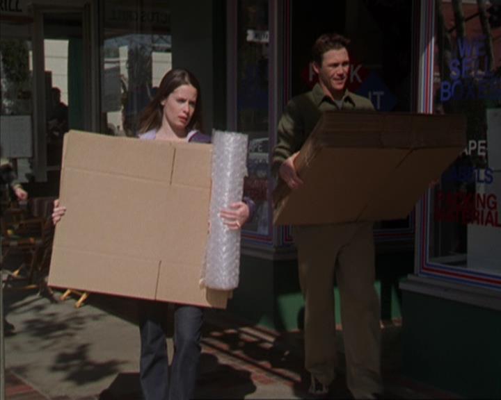 Charmed-Online-dot-317Pre-Witched0608.jpg Charmed-Online-dot-317Pre-Witched0608.jpg