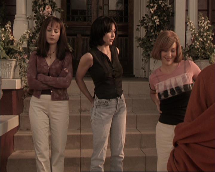 Charmed-Online-dot-317Pre-Witched0701.jpg