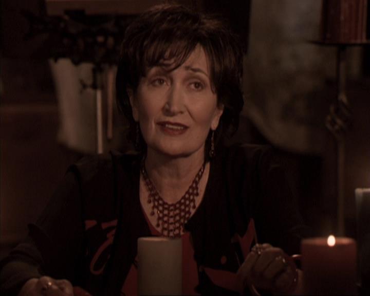 Charmed-Online-dot-317Pre-Witched1089.jpg