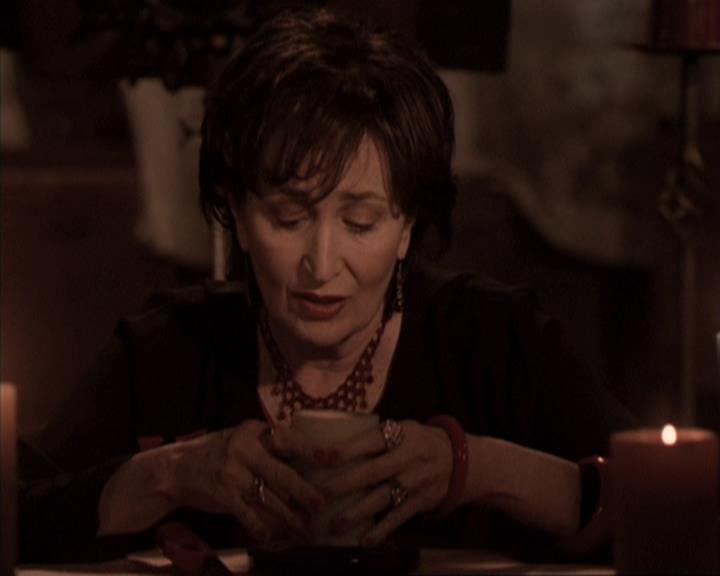 Charmed-Online-dot-317Pre-Witched1092.jpg