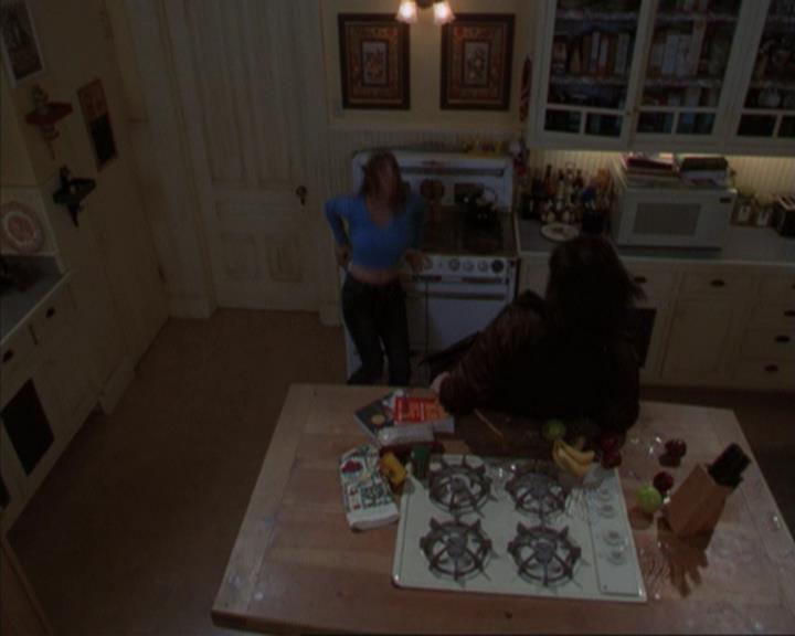 Charmed-Online-dot-317Pre-Witched1102.jpg Charmed-Online-dot-317Pre-Witched1102.jpg