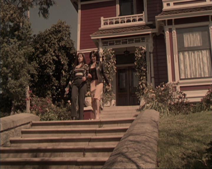 Charmed-Online-dot-317Pre-Witched1227.jpg Charmed-Online-dot-317Pre-Witched1227.jpg