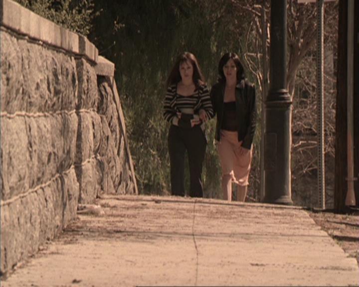 Charmed-Online-dot-317Pre-Witched1251.jpg