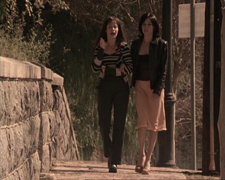 Charmed-Online-dot-317Pre-Witched1270.jpg