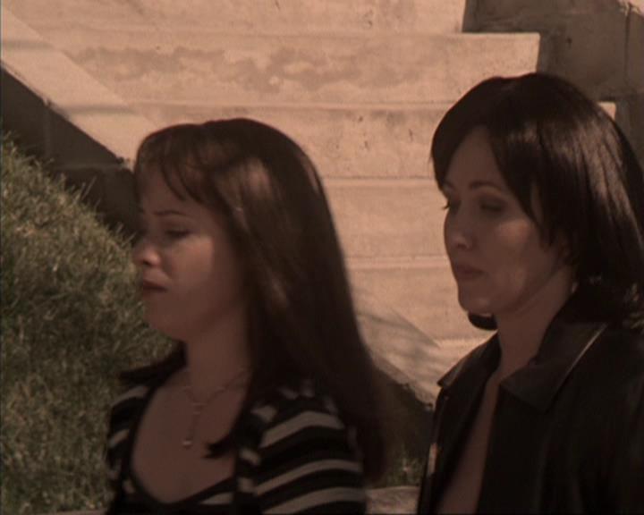 Charmed-Online-dot-317Pre-Witched1285.jpg