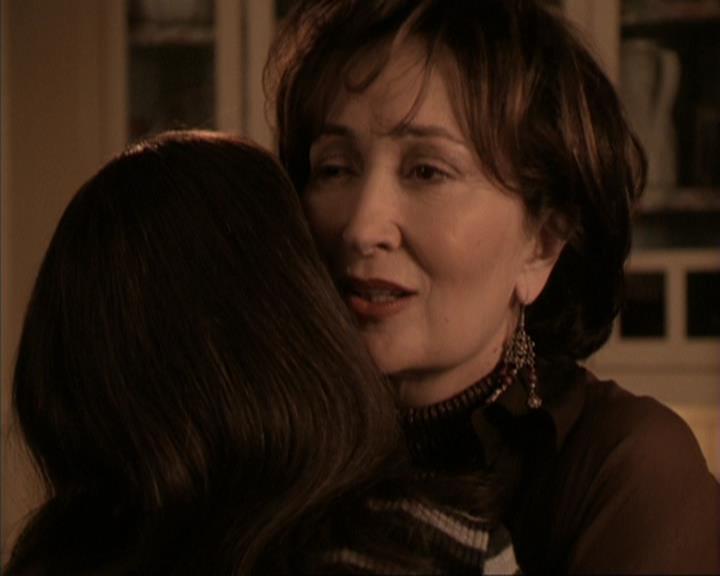 Charmed-Online-dot-317Pre-Witched1531.jpg