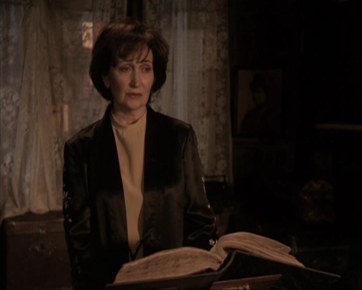 Charmed-Online-dot-317Pre-Witched1655.jpg