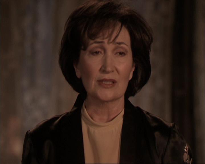 Charmed-Online-dot-317Pre-Witched1701.jpg Charmed-Online-dot-317Pre-Witched1701.jpg