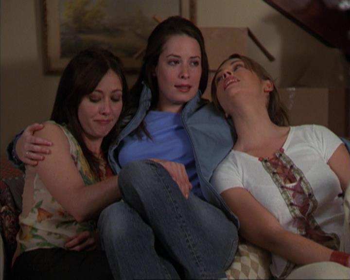 Charmed-Online-dot-317Pre-Witched2379.jpg