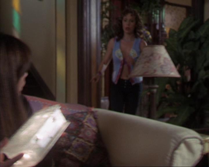 Charmed-Online-dot-318SinFrancisco0530.jpg