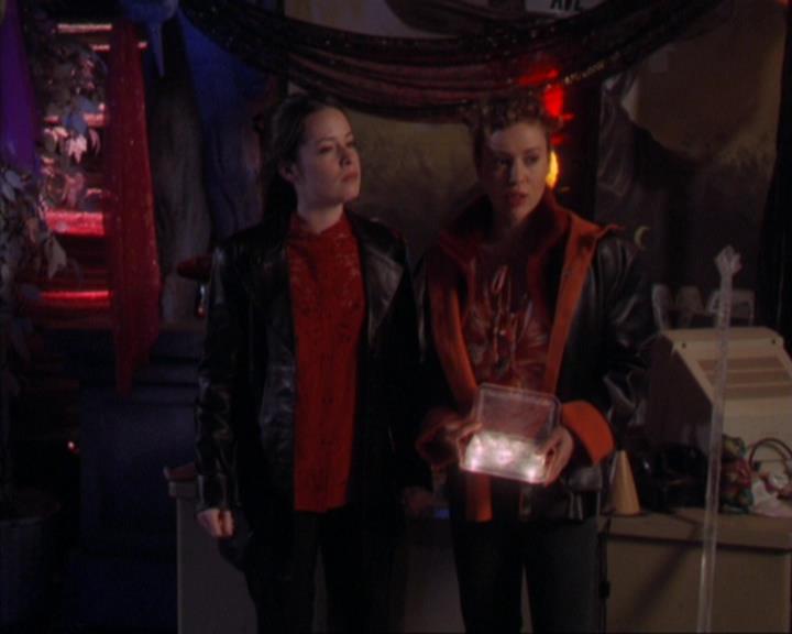 Charmed-Online-dot-318SinFrancisco2100.jpg Charmed-Online-dot-318SinFrancisco2100.jpg