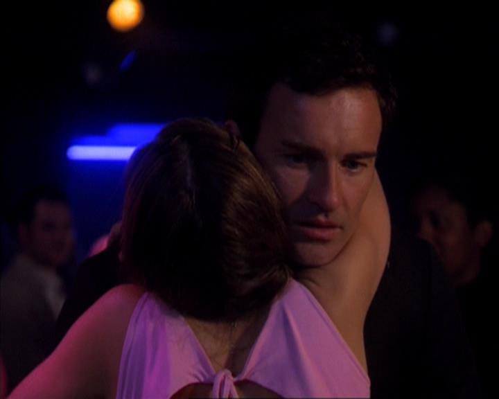Charmed-Online-dot-319TheDemonWhoCameInFromTheCold0059.jpg