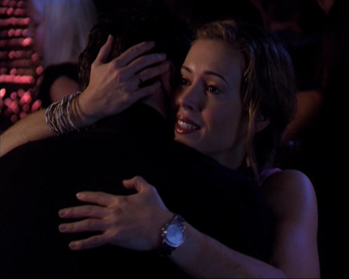 Charmed-Online-dot-319TheDemonWhoCameInFromTheCold0060.jpg