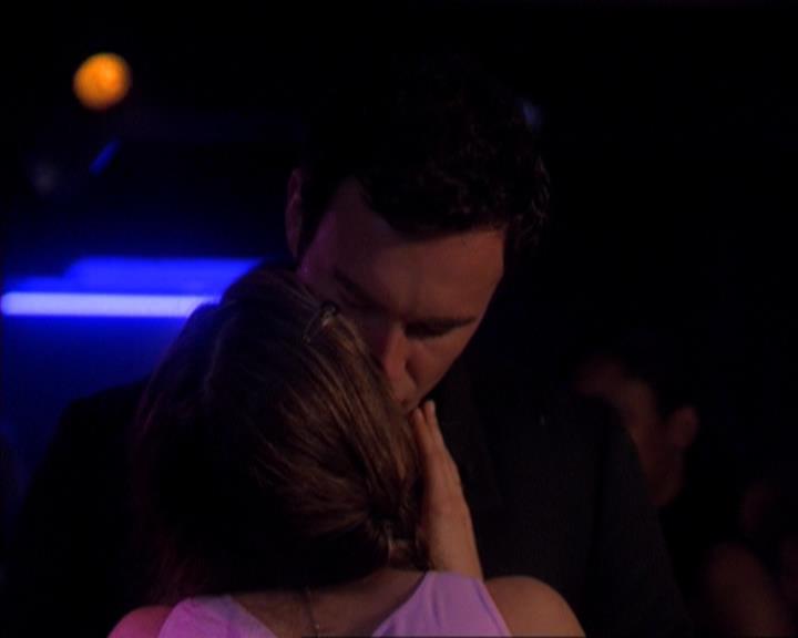 Charmed-Online-dot-319TheDemonWhoCameInFromTheCold0074.jpg