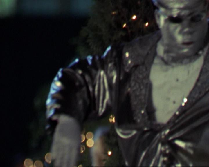 Charmed-Online-dot-319TheDemonWhoCameInFromTheCold0107.jpg
