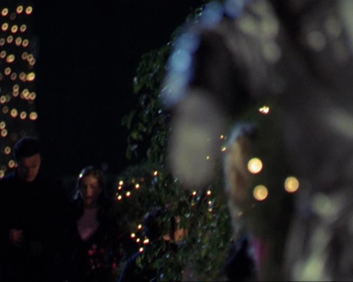 Charmed-Online-dot-319TheDemonWhoCameInFromTheCold0108.jpg
