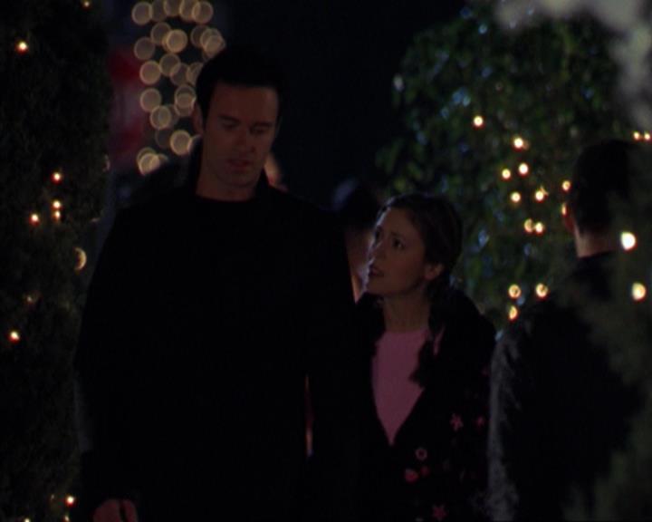 Charmed-Online-dot-319TheDemonWhoCameInFromTheCold0136.jpg