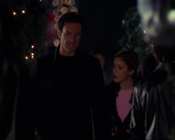 Charmed-Online-dot-319TheDemonWhoCameInFromTheCold0138.jpg